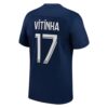 10163 PACK PSG DOMICILE VITINHA. ENSEMBLE ADULTE MAILLOT ET SHORT 2022 2023