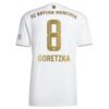 8470 MAILLOT BAYERN MUNICH EXTERIEUR GORETZKA 2022 2023