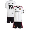 9683 PACK JUNIOR MANCHESTER UNITED EXTERIEUR VARANE. ENSEMBLE MAILLOT ET SHORT 2022 2023